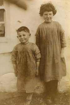 Thatched House, Lenankeel 09 - Michael and Frances (1930)